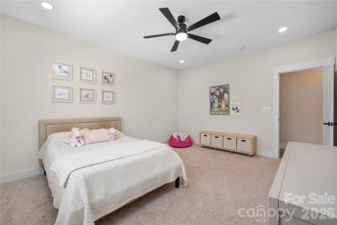 1027 Masefield Avenue Matthews NC 28105