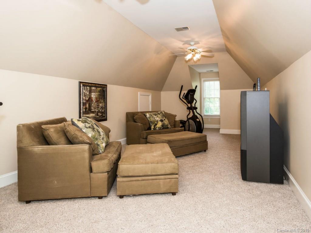 6415 Lundin Links Lane Charlotte NC 28277
