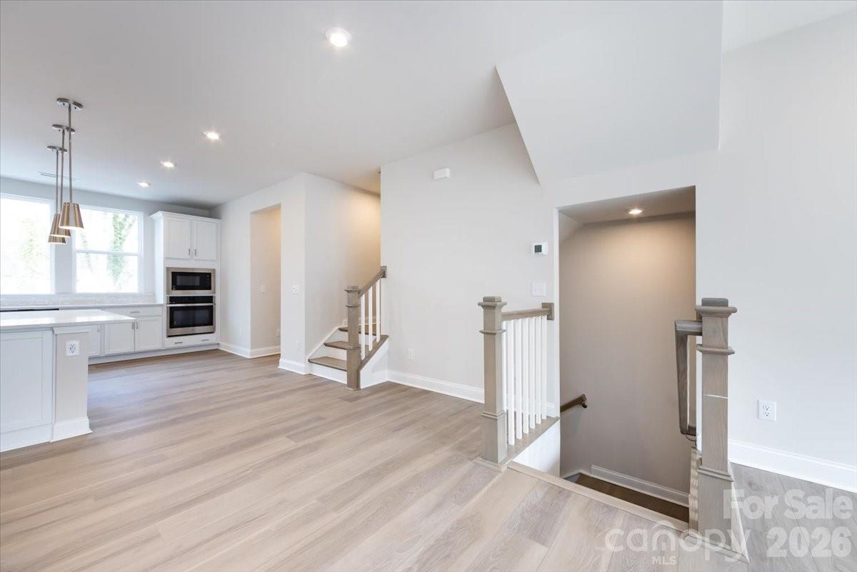 909 Archway Lane Charlotte NC 28217