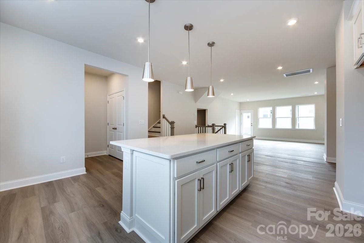 909 Archway Lane Charlotte NC 28217