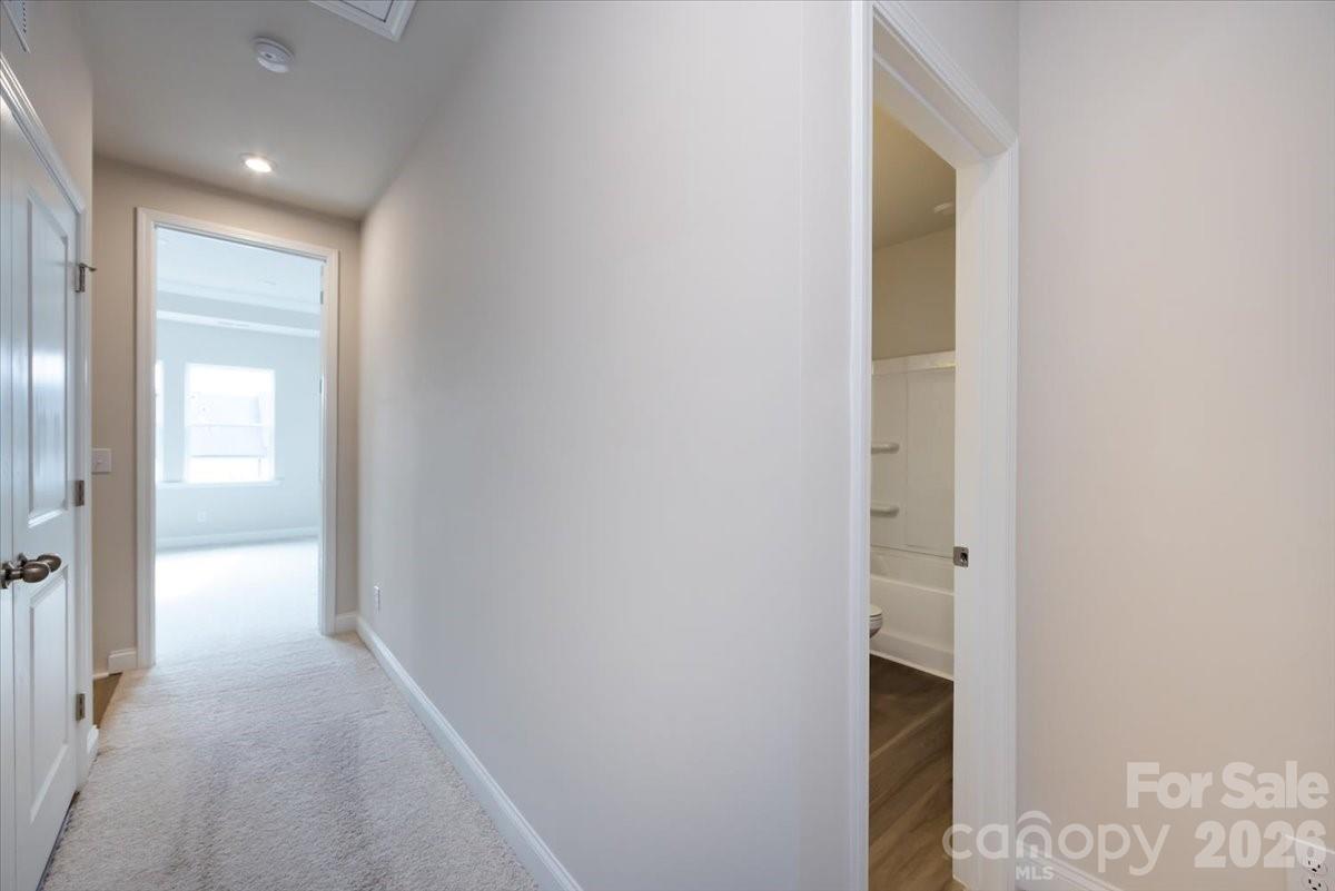 909 Archway Lane Charlotte NC 28217