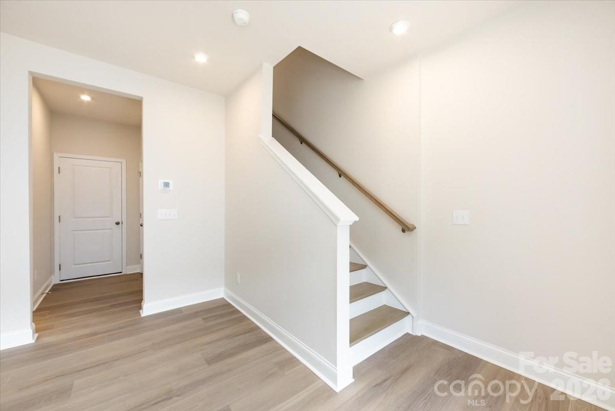 909 Archway Lane Charlotte NC 28217
