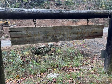 362 Melton Branch Road Bakersville NC 28705