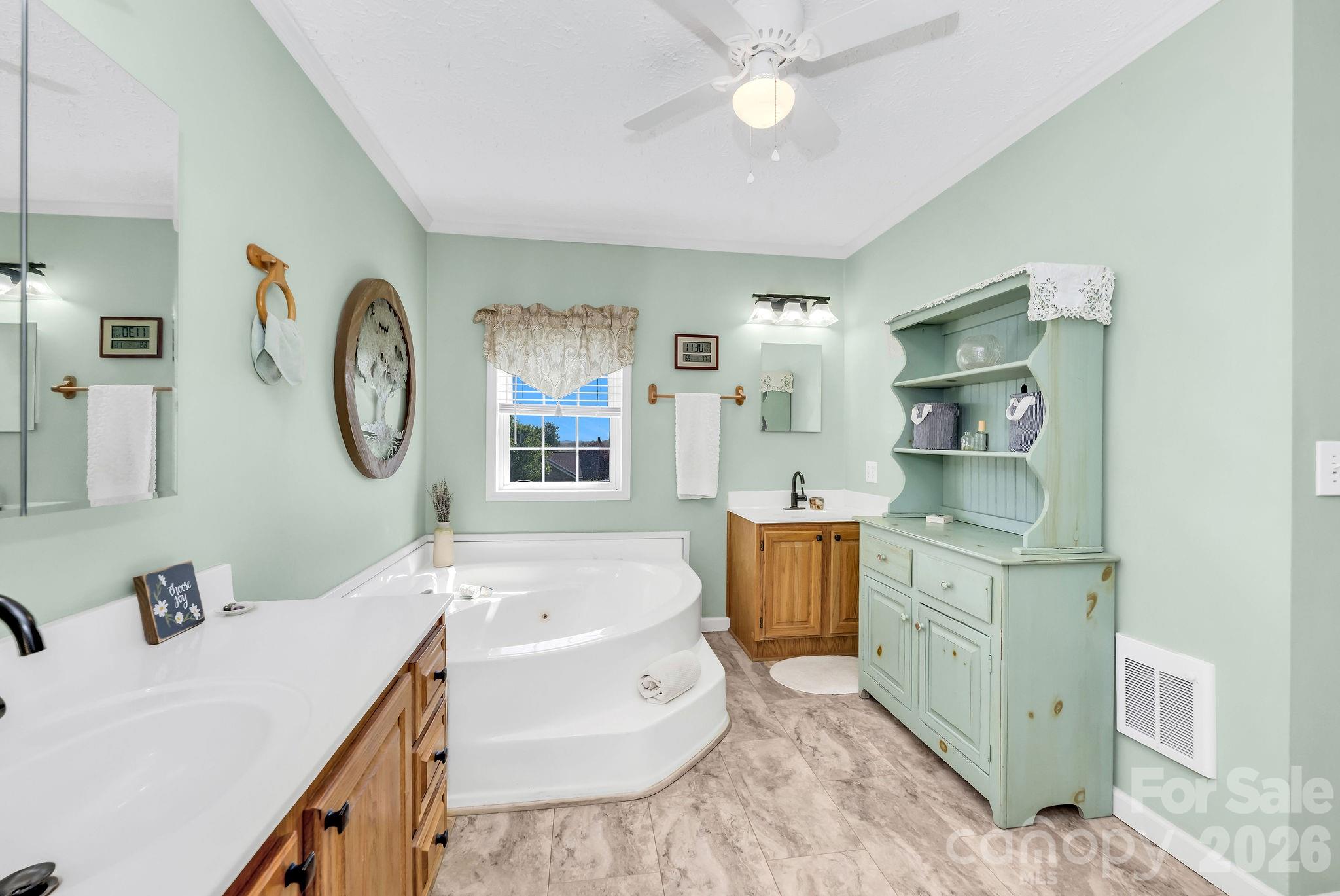 461 Doctors Street Sparta NC 28675