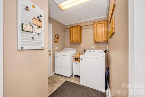 461 Doctors Street Sparta NC 28675