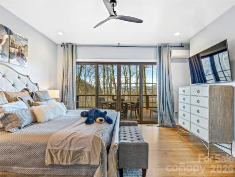 1839 Grandview Drive Tuckasegee NC 28783