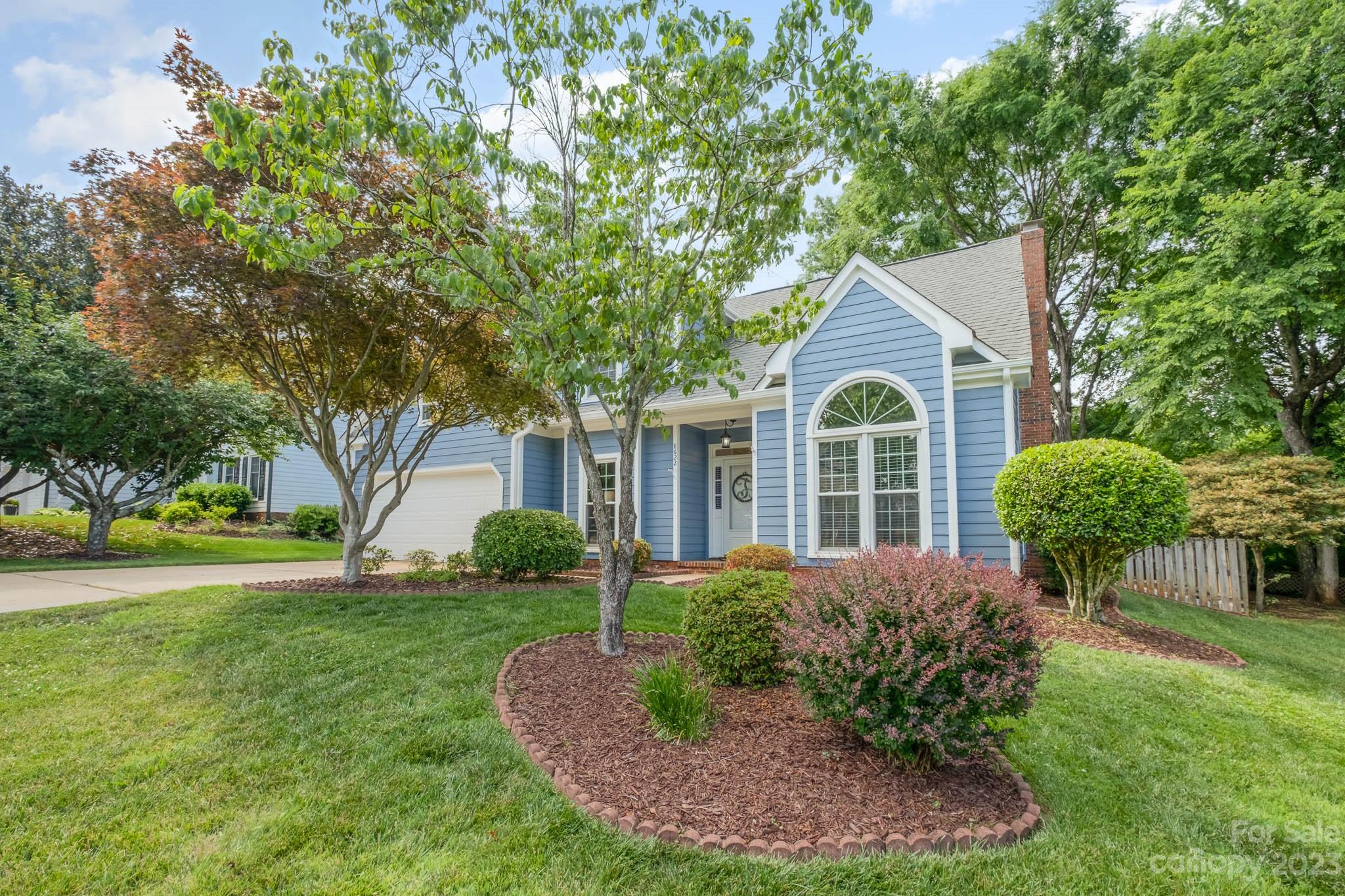 8622 Tamarron Drive Charlotte NC 28277
