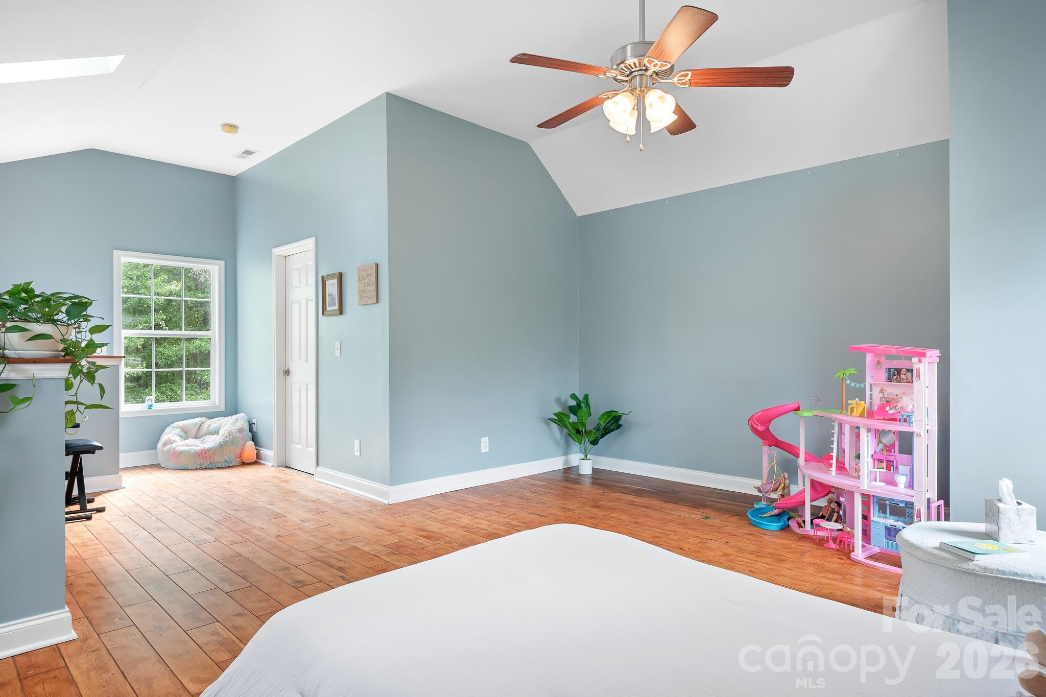 1823 N Ingleside Farm Road Iron Station NC 28080