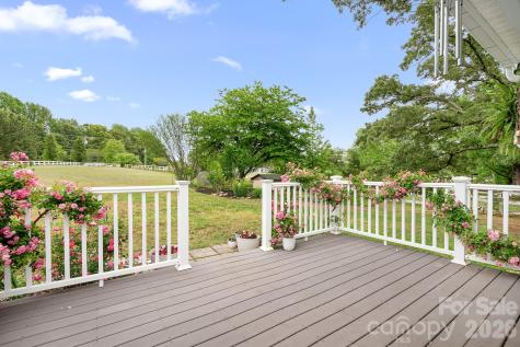 1823 N Ingleside Farm Road Iron Station NC 28080