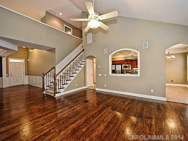 11329 Corliss Avenue Charlotte NC 28277