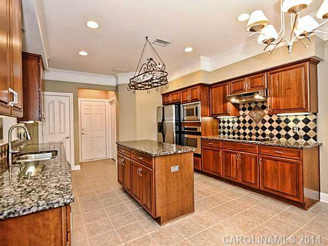 11329 Corliss Avenue Charlotte NC 28277