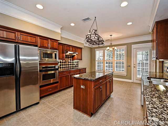 11329 Corliss Avenue Charlotte NC 28277