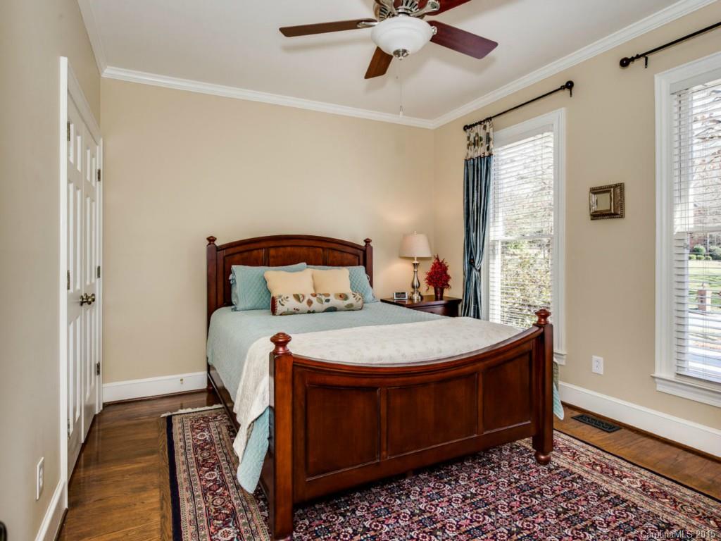 2322 Hemby Place Charlotte NC 28270