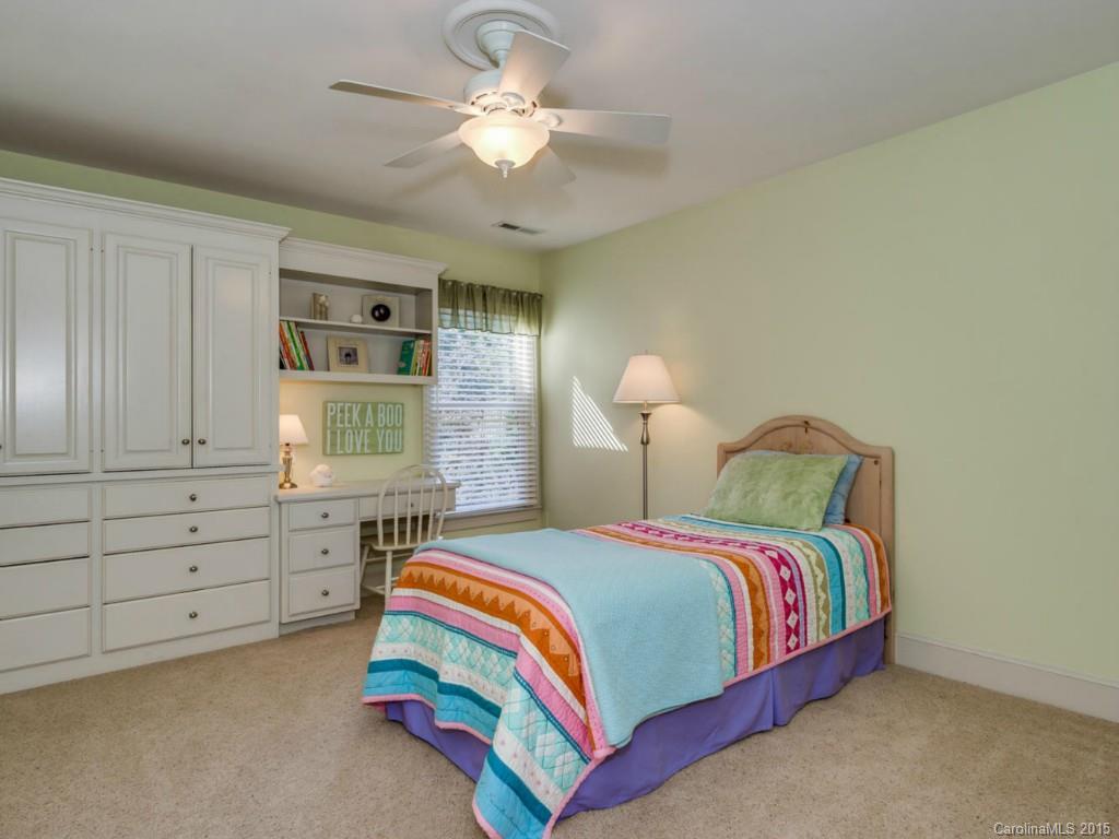 2322 Hemby Place Charlotte NC 28270