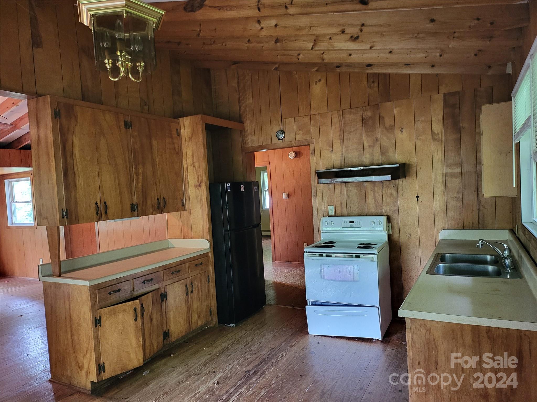 2086 Walnut Hollow Road Brevard NC 28712