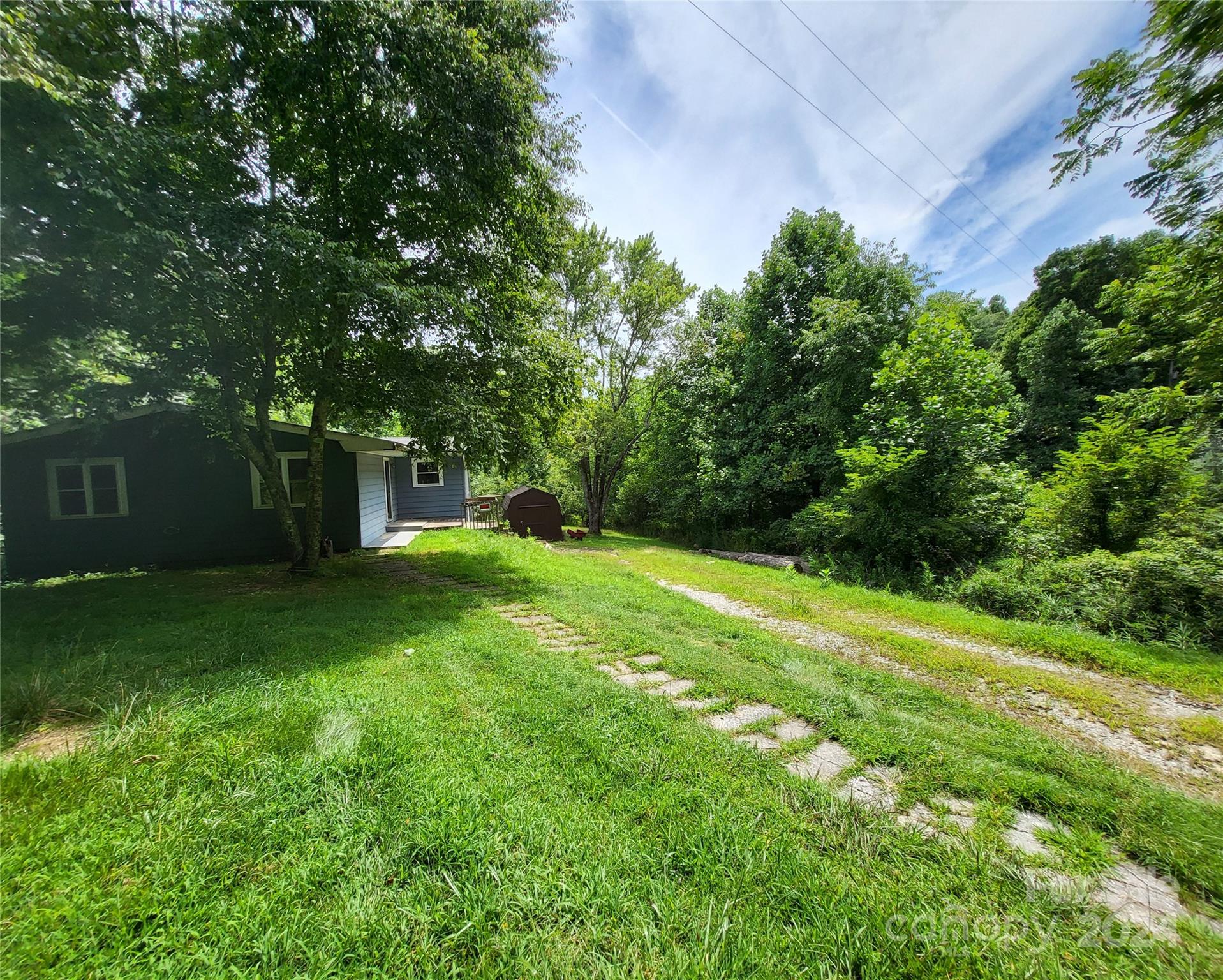 2086 Walnut Hollow Road Brevard NC 28712