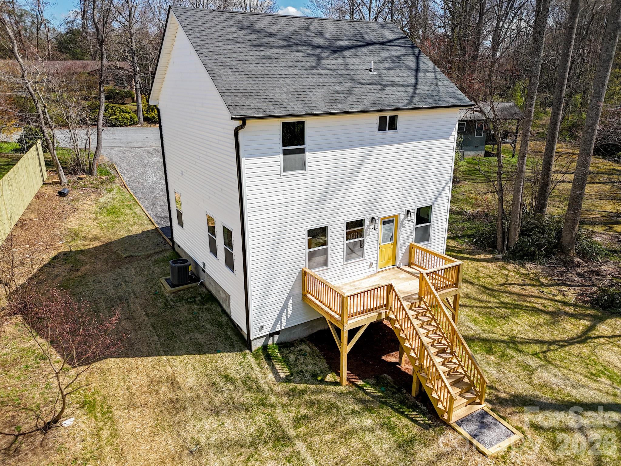 174 Atwood Drive Hendersonville NC 28791