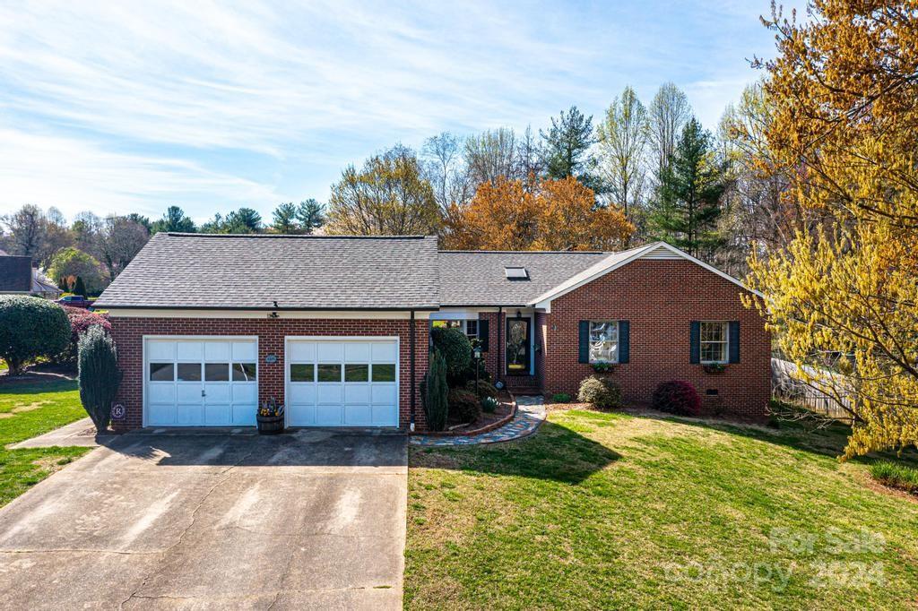 1270 34th Avenue NE Hickory NC 28601