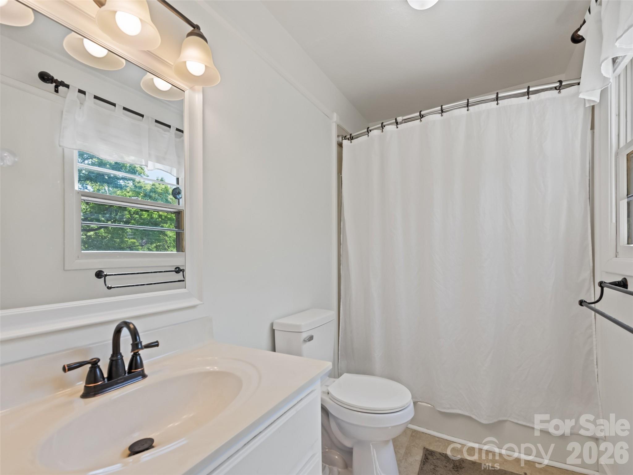 182 Fairway Hills Drive Waynesville NC 28786