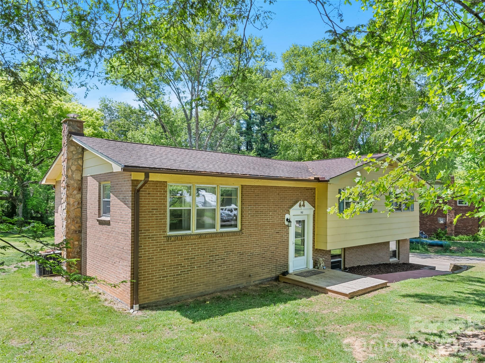 182 Fairway Hills Drive Waynesville NC 28786