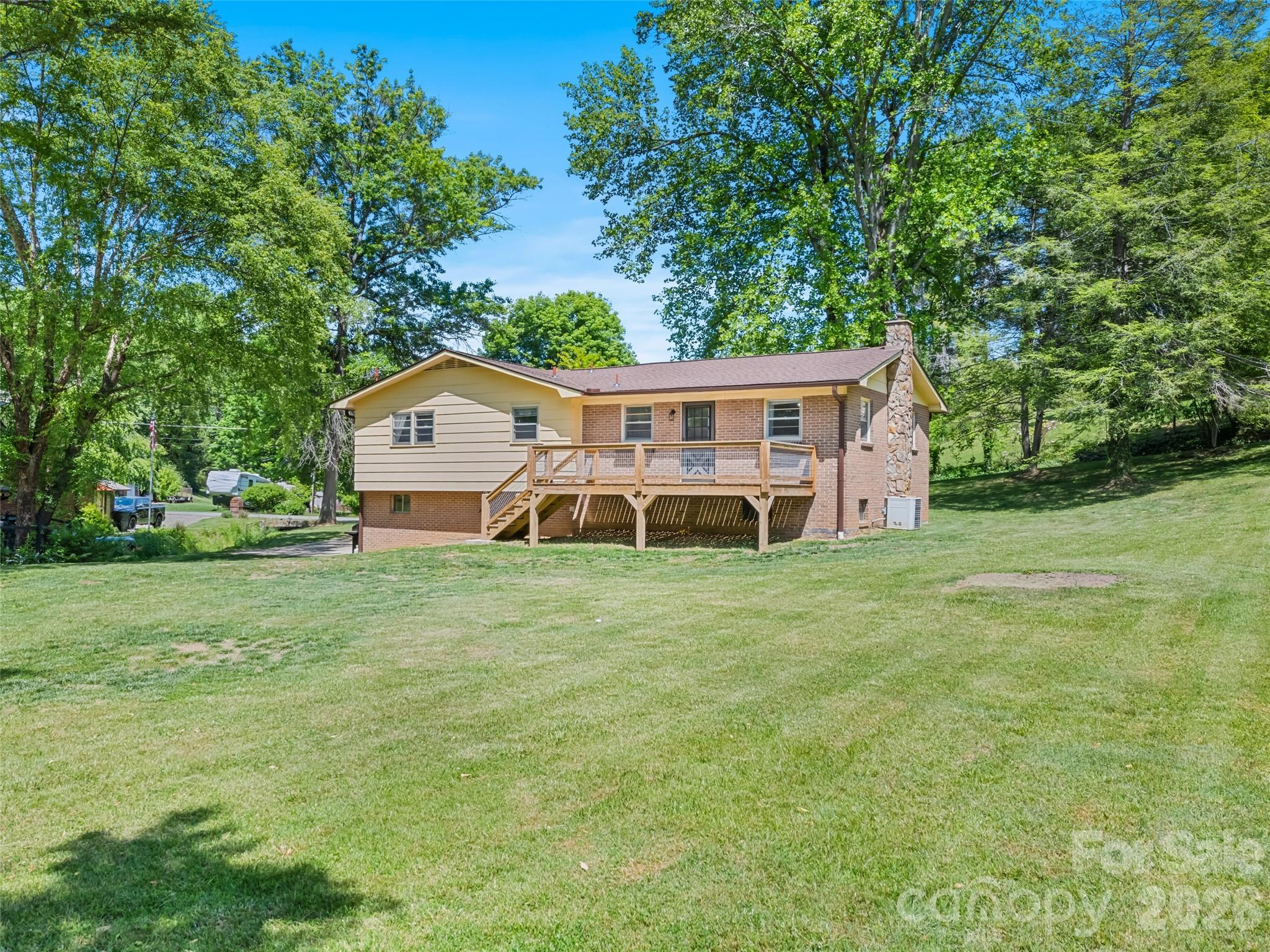 182 Fairway Hills Drive Waynesville NC 28786