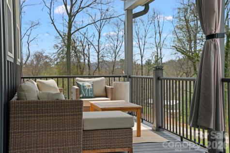 16 Hare Ridge Asheville NC 28803