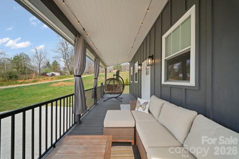 16 Hare Ridge Asheville NC 28803