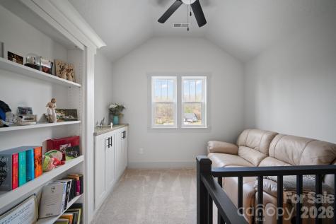 16 Hare Ridge Asheville NC 28803
