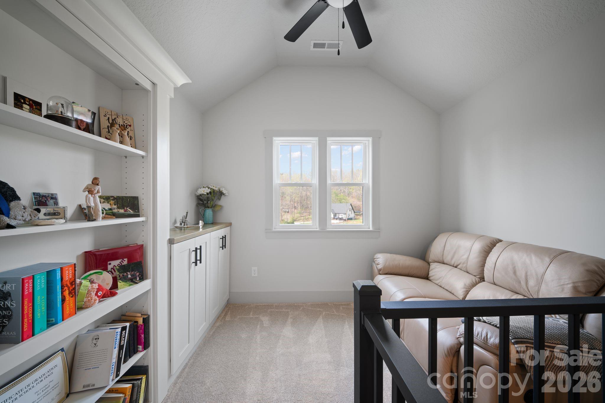 16 Hare Ridge Asheville NC 28803