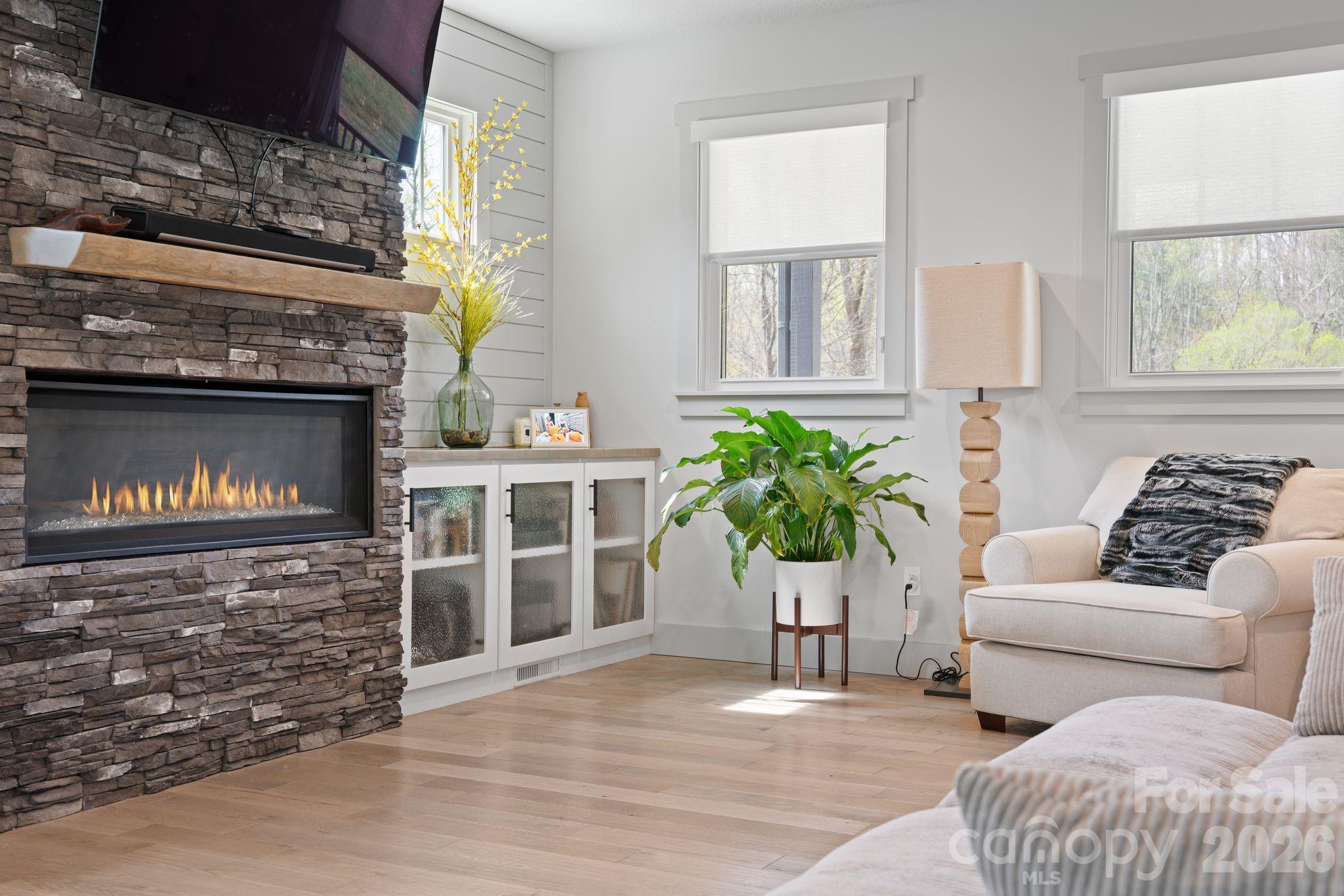 16 Hare Ridge Asheville NC 28803