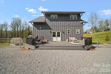 16 Hare Ridge Asheville NC 28803