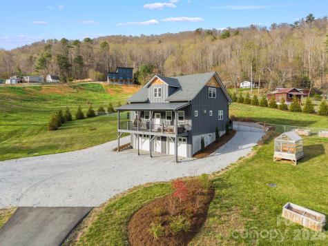 16 Hare Ridge Asheville NC 28803