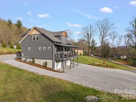 16 Hare Ridge Asheville NC 28803