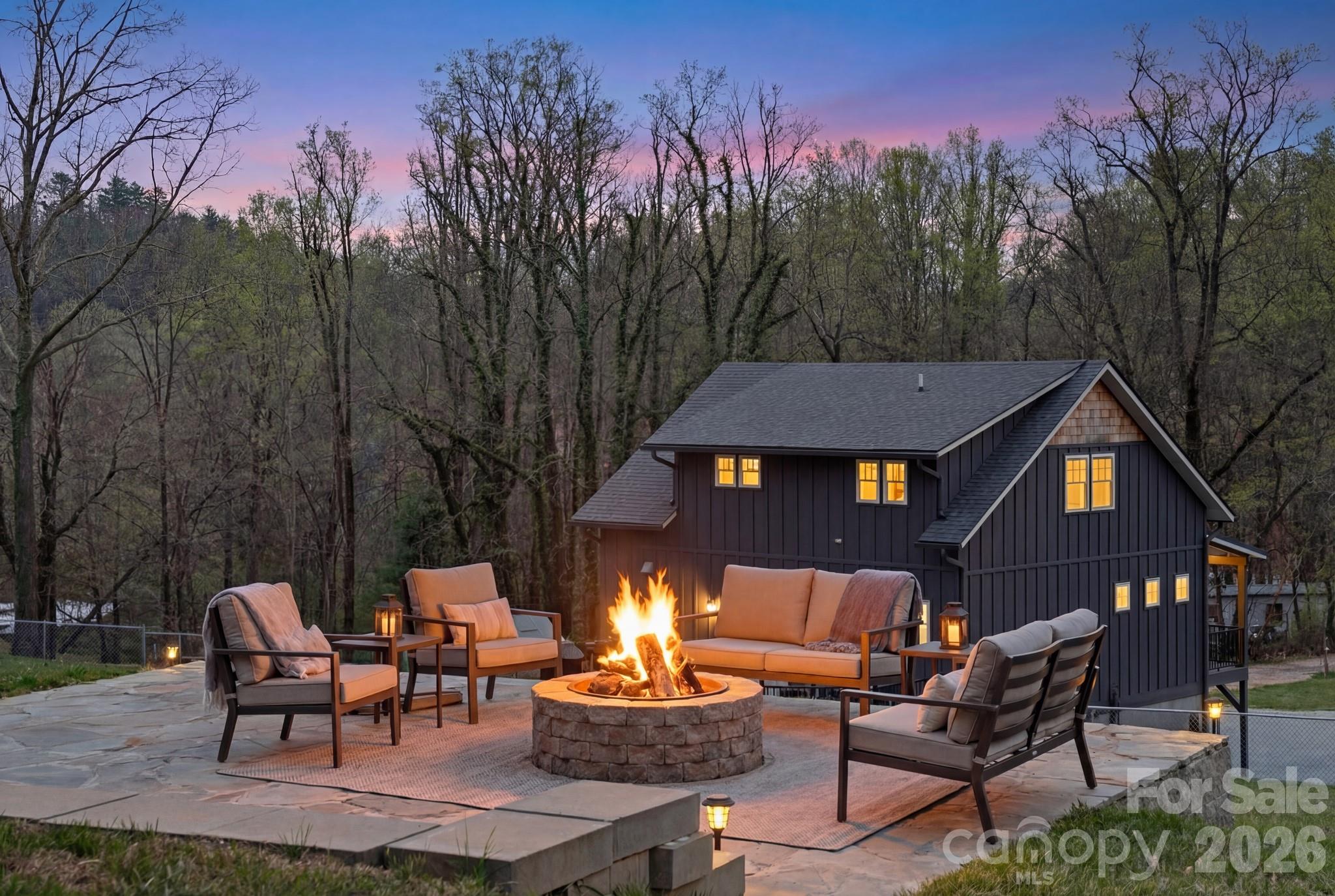 16 Hare Ridge Asheville NC 28803
