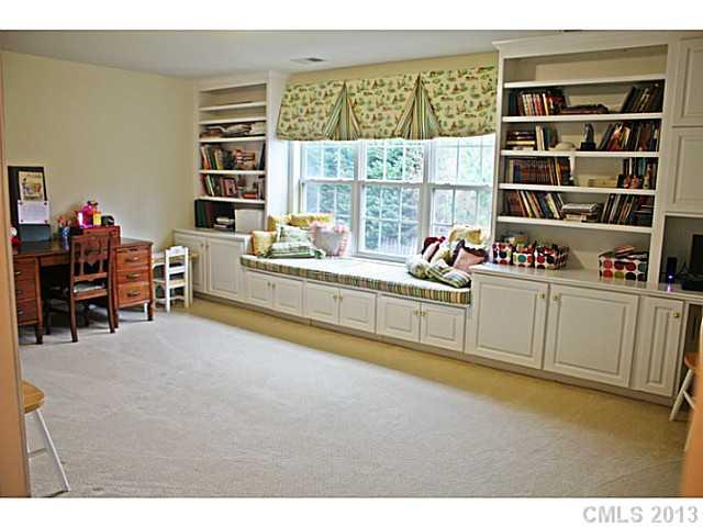 11607 Sir Francis Drake Drive Charlotte NC 28277