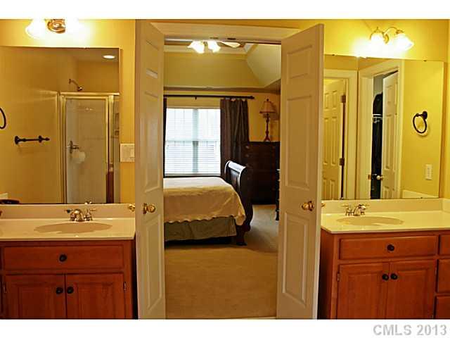 11607 Sir Francis Drake Drive Charlotte NC 28277
