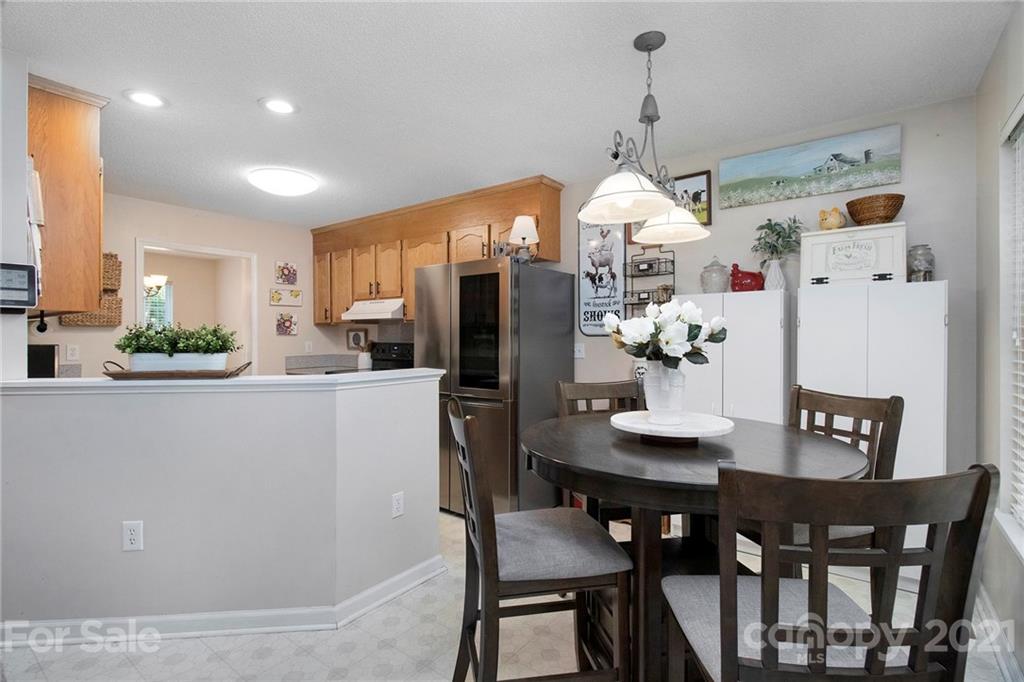 1556 Cambridge Heights Place NW Concord NC 28027