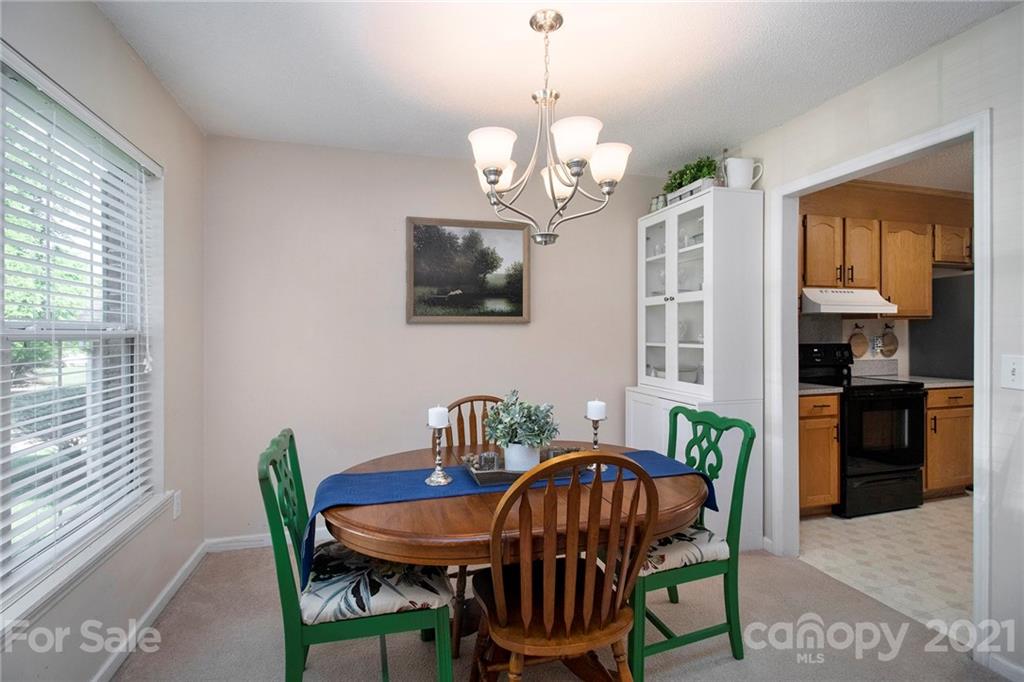 1556 Cambridge Heights Place NW Concord NC 28027