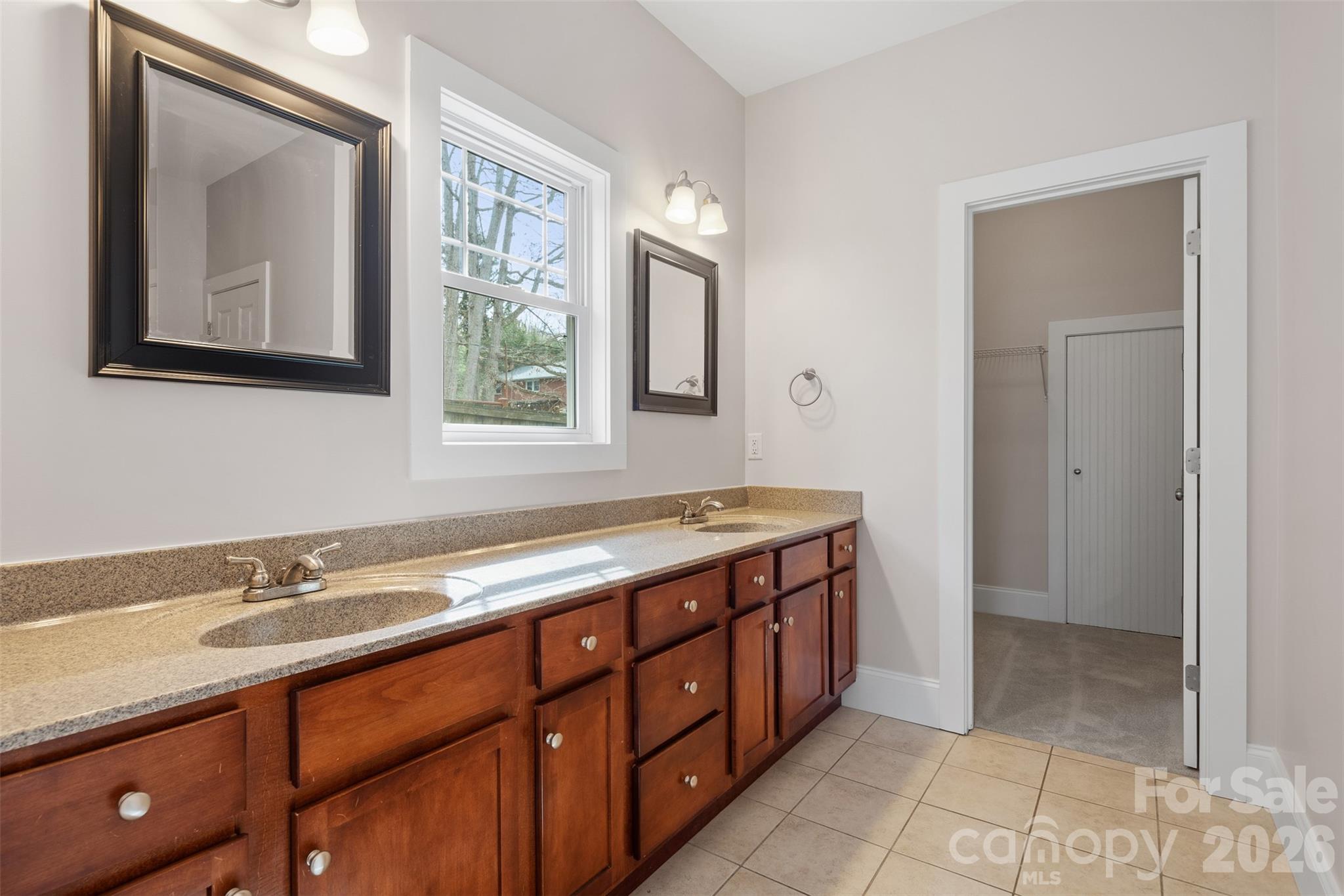 21 Lamar Avenue Asheville NC 28803