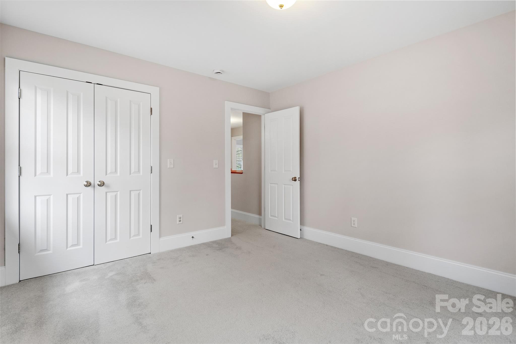 21 Lamar Avenue Asheville NC 28803