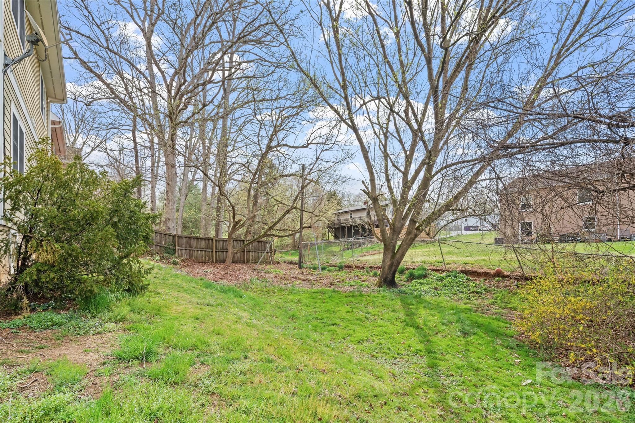 21 Lamar Avenue Asheville NC 28803