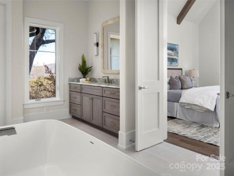 222 Secluded Hills Lane Arden NC 28704