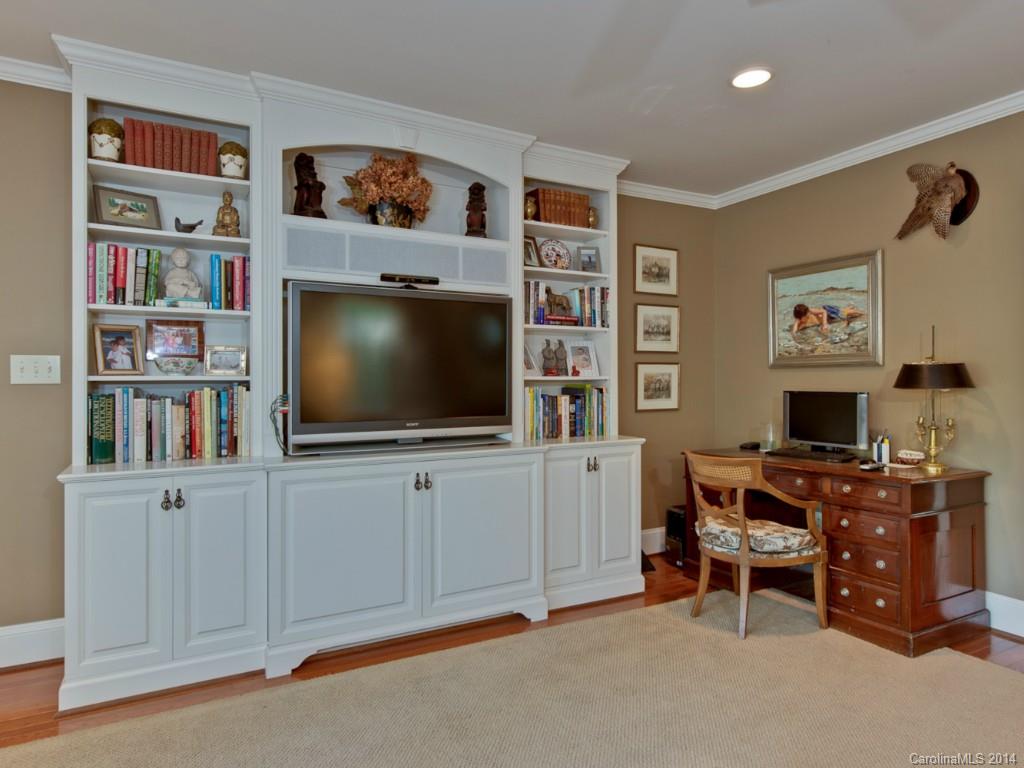 4035 Abingdon Road Charlotte NC 28211
