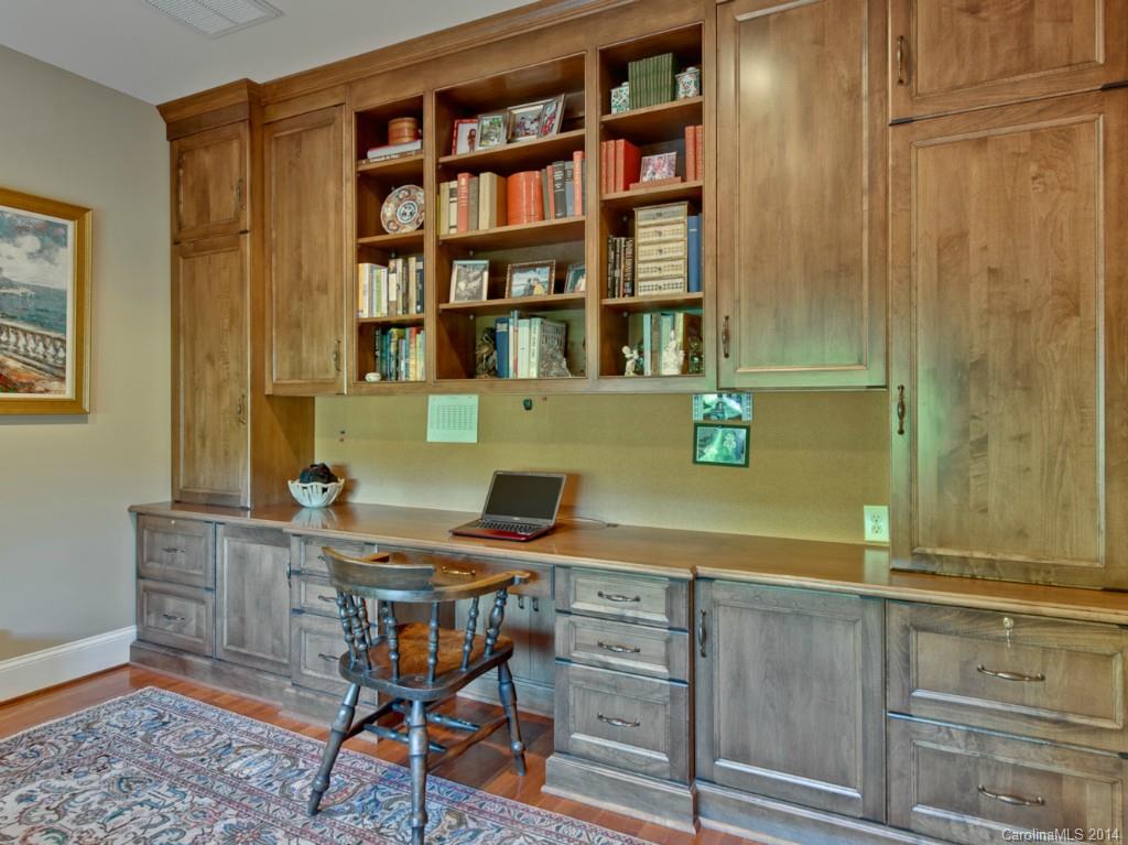 4035 Abingdon Road Charlotte NC 28211