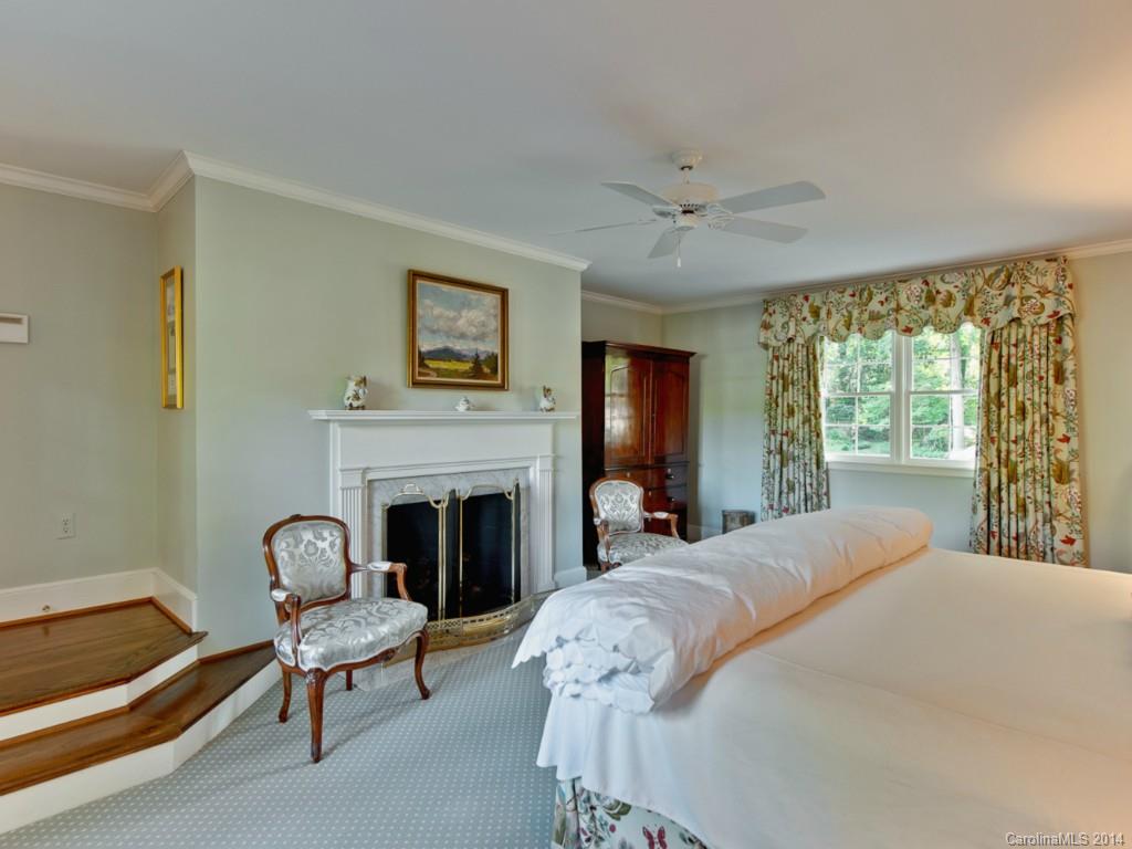 4035 Abingdon Road Charlotte NC 28211