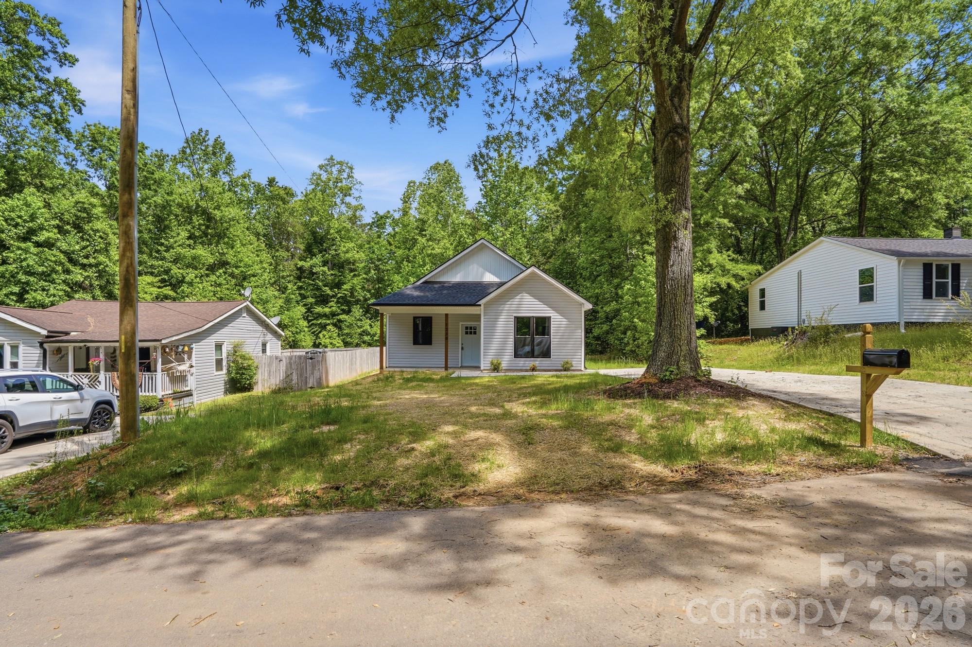 1230 Wilmington Avenue Statesville NC 28677