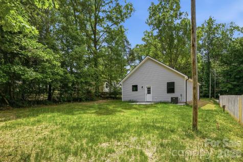 1230 Wilmington Avenue Statesville NC 28677