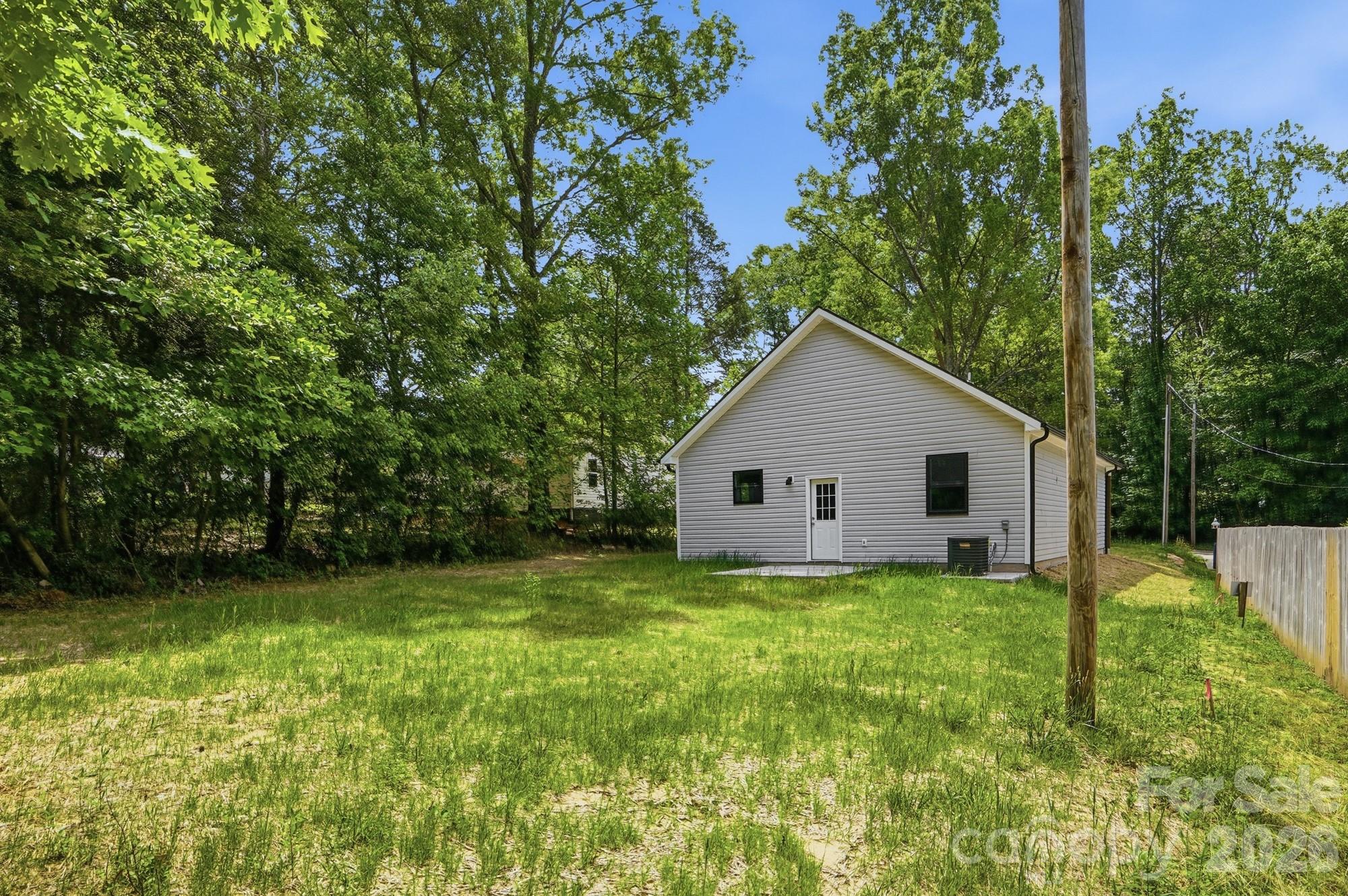 1230 Wilmington Avenue Statesville NC 28677
