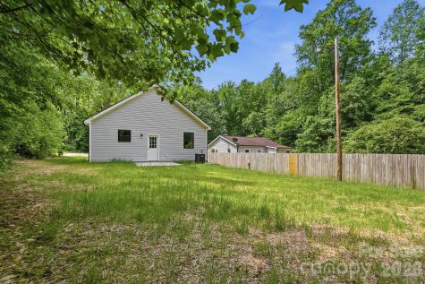 1230 Wilmington Avenue Statesville NC 28677