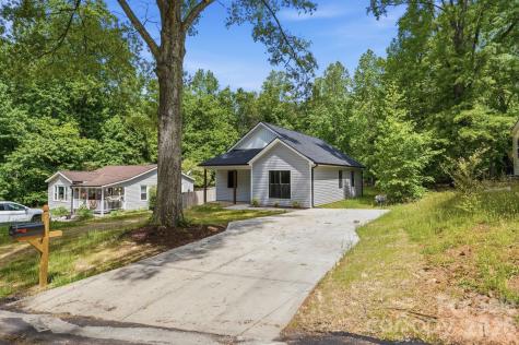 1230 Wilmington Avenue Statesville NC 28677